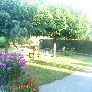 vue-sur-les-montagnes-dans-maison-au-calme.hotels-rhonealpes.com/
